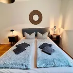 Central City Cosy Lux